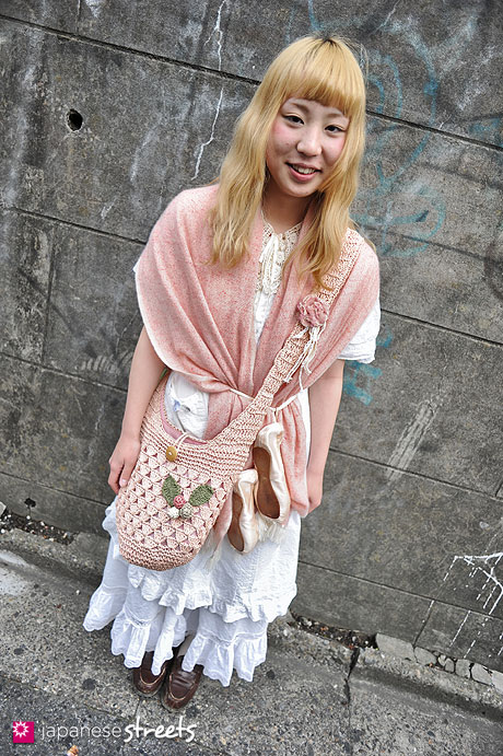 120415-0877: Japanese street fashion in Harajuku, Tokyo (Christina Doucet, NUSTEP)