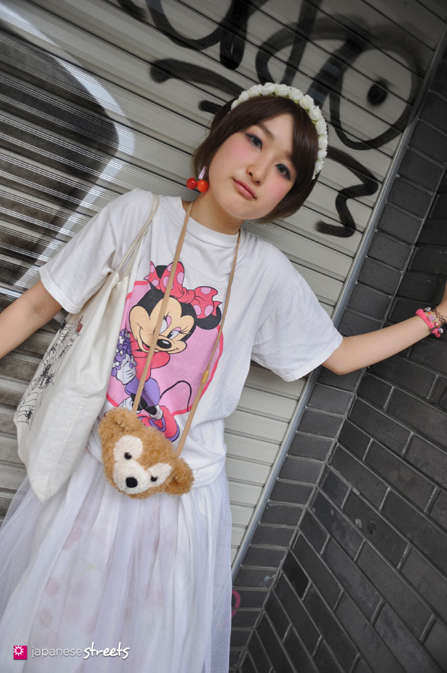 120526-4816: Japanese street fashion in Harajuku, Tokyo