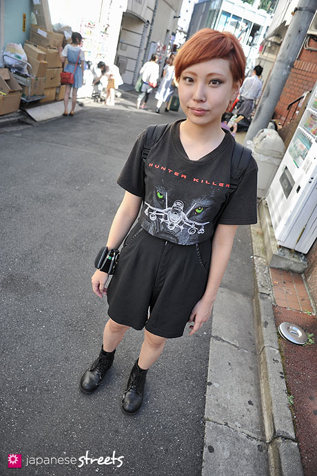 120805-6993: Japanese street fashion in Harajuku, Tokyo (DELTA, JANSPORT, Tsumori Chisato)