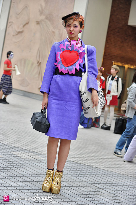 130426-2688: - Japanese street fashion in Shibuya, Tokyo