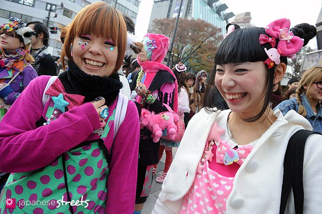 111127-0916: Harajuku Fashion Walk