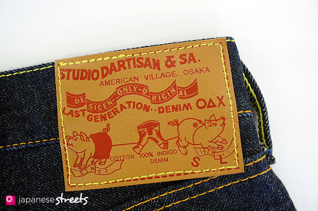 101104-6237: STUDIO D’ARTISAN jeans. The Osaka 5 pay almost obsessive attention to detail