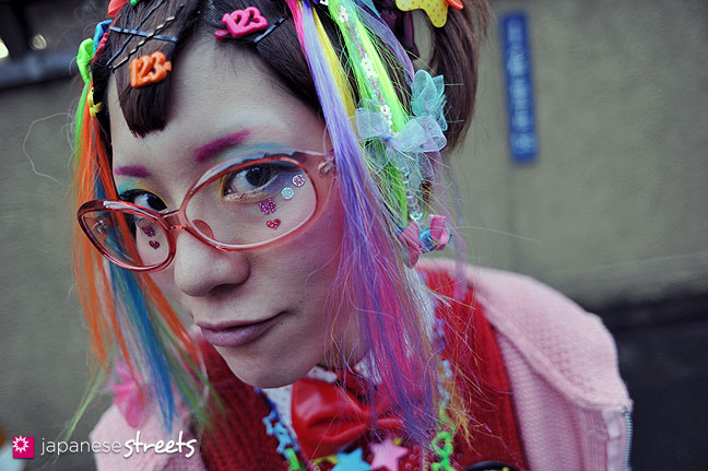 120122-3440: Japanese street fashion in Harajuku, Tokyo