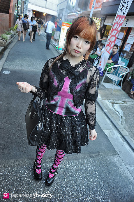 120708-1278 - Japanese street fashion in Harajuku (pebble, PENTY’S, MIHO MATSUDA, Swarovski, Doll in High Heels, Azobstract, MANLY WAVE)