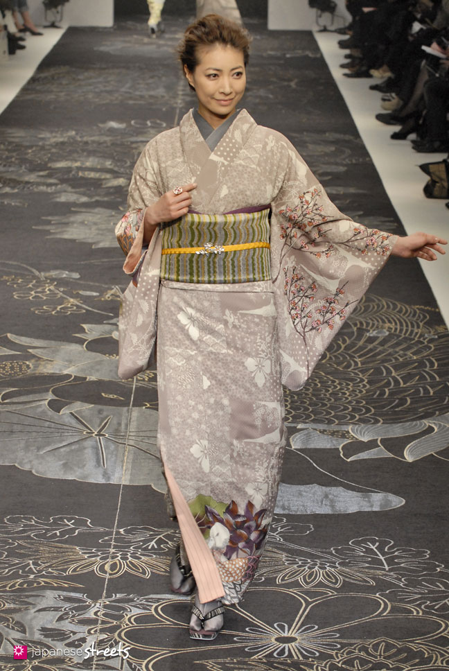 FASHION JAPAN: JOTARO SAITO A/W 2009 (Japan Fashion Week)