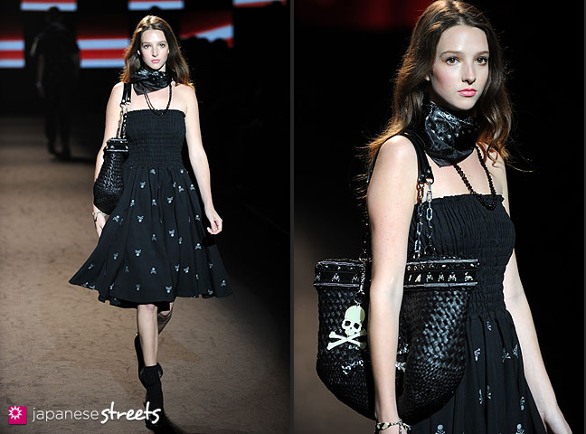 111022-4581-111022-4584: mastermind S/S 2011 Fashion Show at the Japan Fashion Week