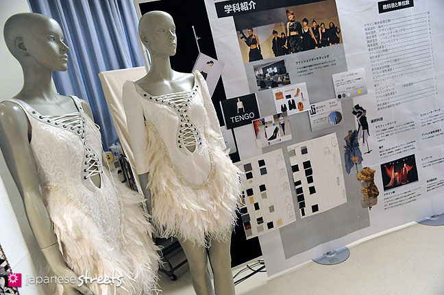 111103-5943: Fashion displays at the Culture Festival of Bunka Fashion College in Tokyo