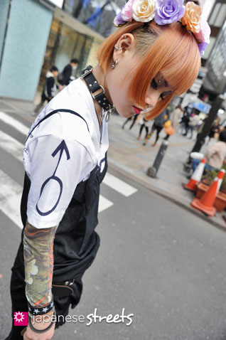 120407-9336: Japanese street fashion in Harajuku, Tokyo